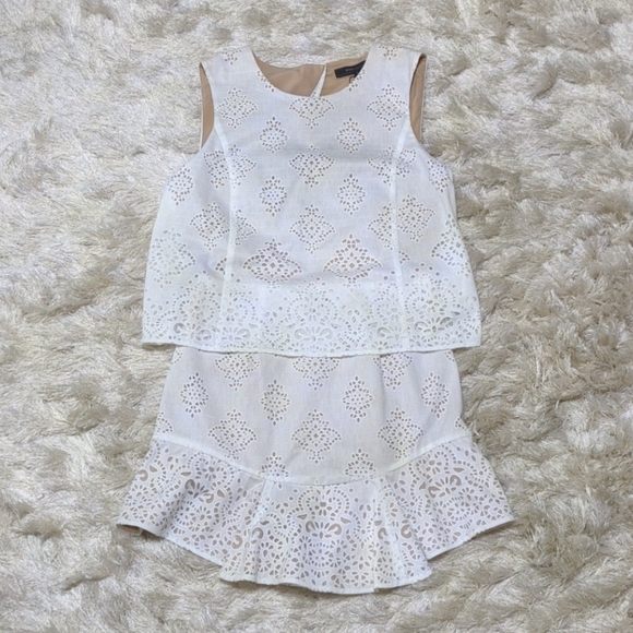 BCBG Max Azria Vivian Dress 4 - Picture 4 of 10